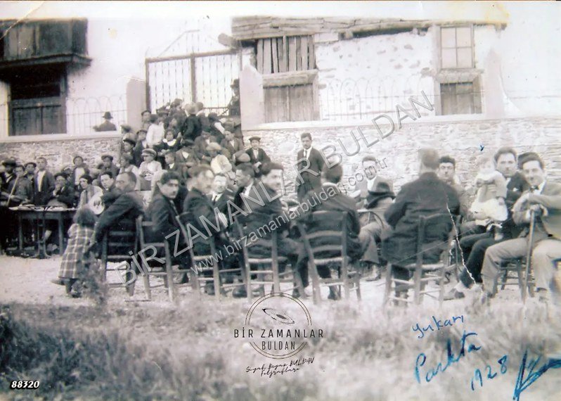 1928 yılında şimdiki Yukarı Park'ta çekilmiş bir fotoğraf.