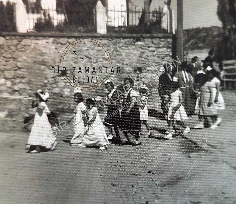 1940'lı yıllarda bayram töreni