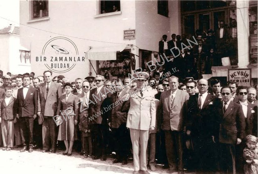 1960'li yıllar. Bayram töreni