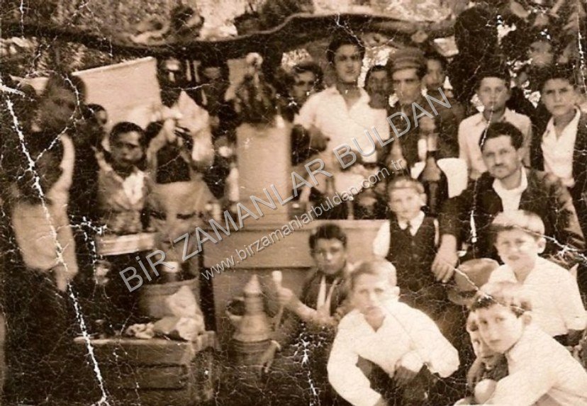 4 Eylül 1947'de Yukarı Vakıf