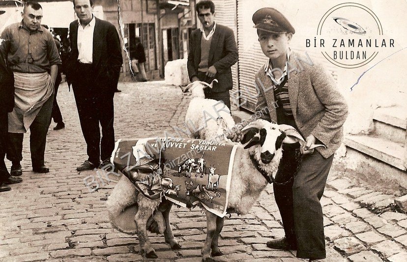 1962 yılı Kurban Bayramı öncesi