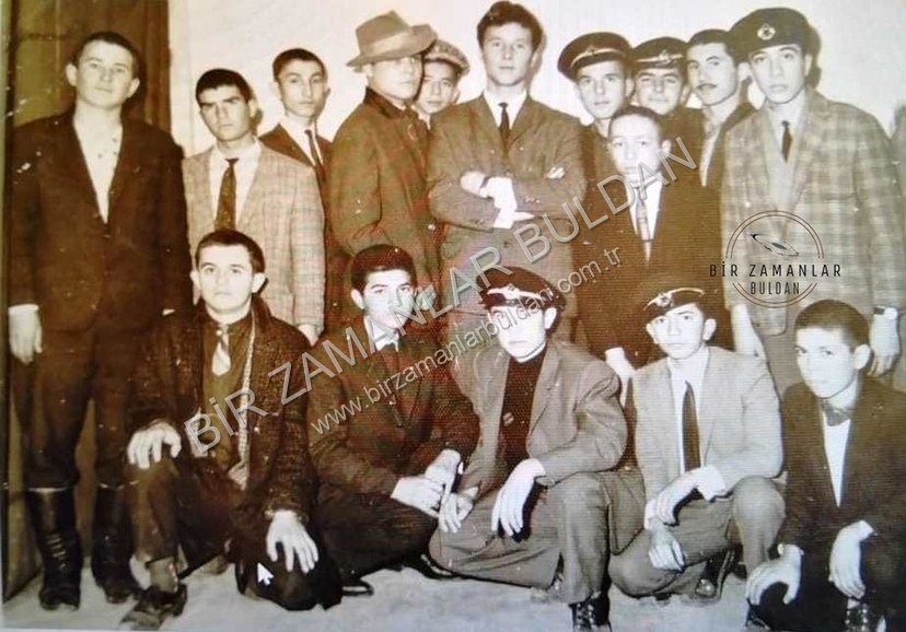 Dönemin öğretmen ve öğrencileri