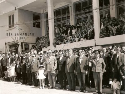 1977 yılı bayram kutlamaları