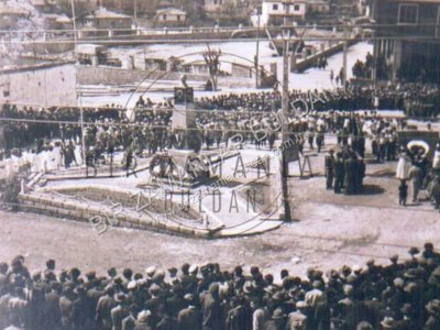 Alanyazı Meydanı Bayram Kutlamaları. 1950'li yıllar.