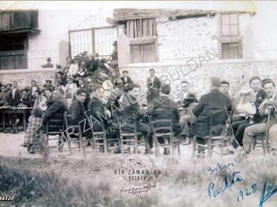 1928 yılında şimdiki Yukarı Park'ta çekilmiş bir fotoğraf.