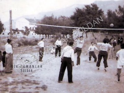 Eski halı sahanın bulunduğu alan.
