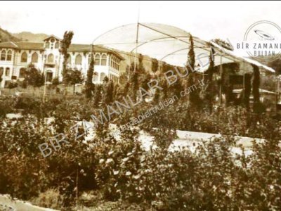 Talat Tarakçı Parkı ve Dörteylül İlkokul