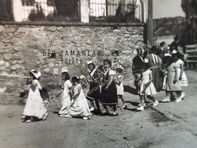 1940'lı yıllarda bayram töreni